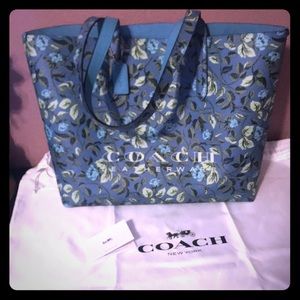 New coach flower shoulder bag